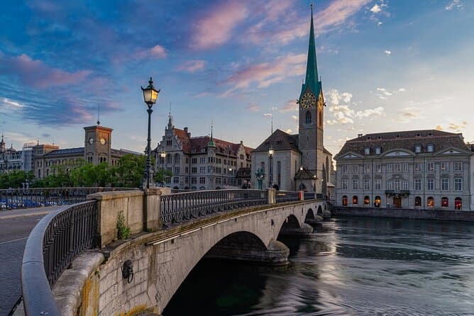 Hallstatt to Zurich Private Transfer