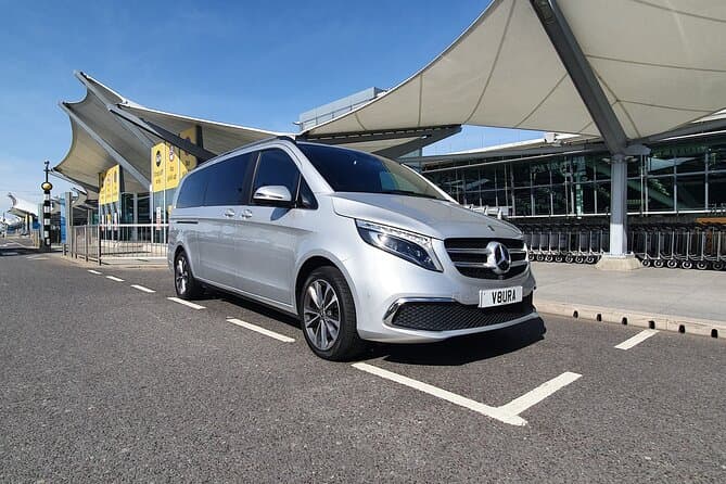 Seamless Luxury: Private Chauffeur Services in London