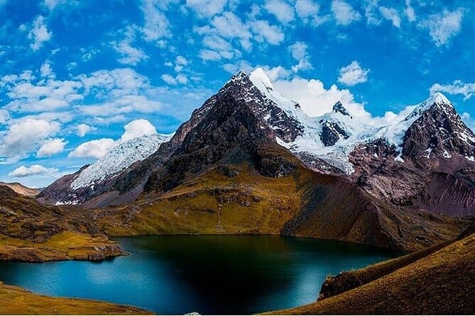 Ultimate Ausangate 7 Lakes Trekking Adventure in Cusco