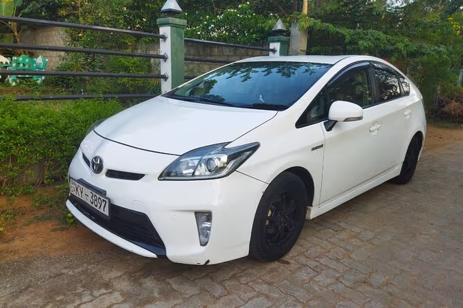 Negombo Airport Transfer: Compare Best Options