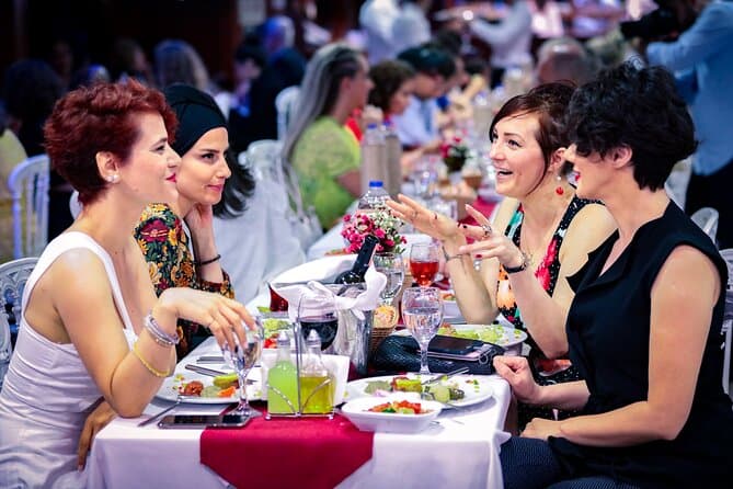Best Istanbul Bosphorus Dinner Cruise & Night Tour