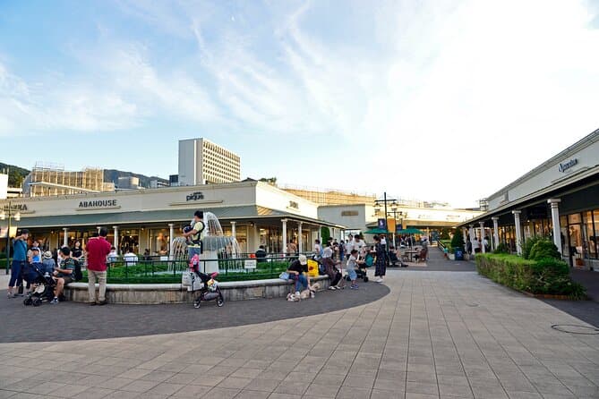 Best Hakone to Grandberry Park Shopping & Sightseeing Tour