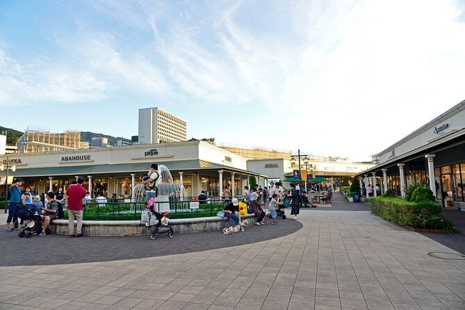 Hakone to Grandberry Park Shopping
