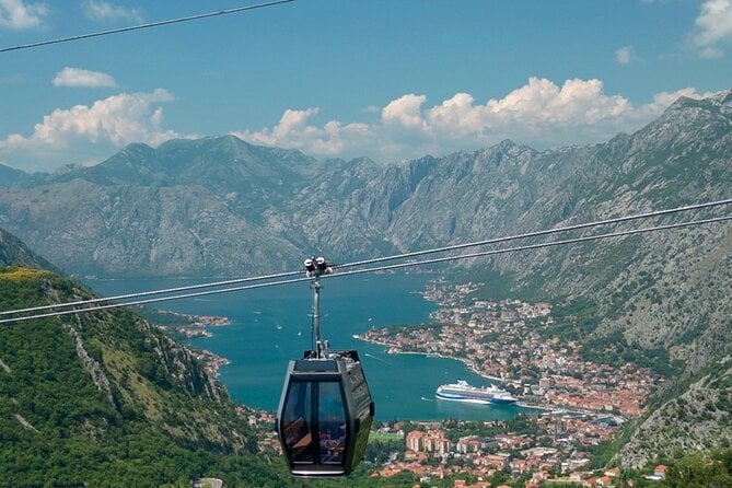 Kotor Cable Car Tour to Fort Lovćen