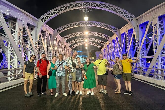 Authentic Singapore Street Food Tour & Culinary Experience