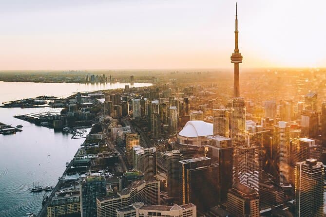 Top Toronto Attractions & Must-Do Experiences