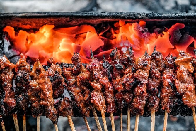 Jakarta Street Food Tour: Taste the City