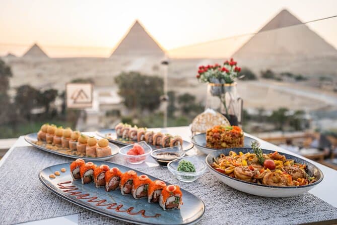 Best Pyramid Dining Experiences in Cairo