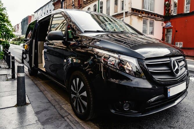 Luxury Private Car Service: Lagos to Faro Airport