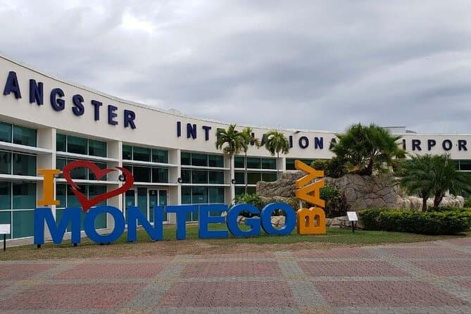 Book Kingston Airport Transfer - Montego Bay Rides