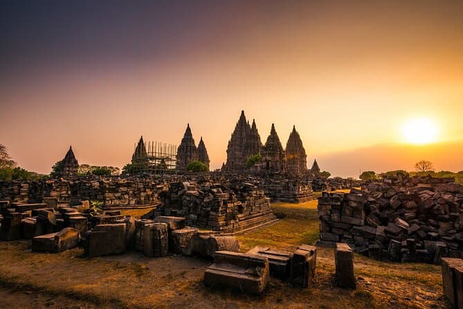 Prambanan Temple Sunset Tour