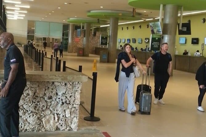Private Transfers: Santo Domingo to Punta Cana Paradise
