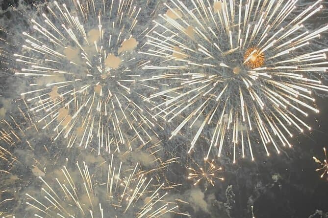 Compare Best NYE Cruises in Lisbon