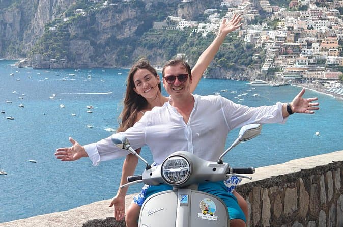 Best Amalfi Vespa Tours & Scooter Rentals in Amalfi