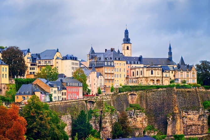 Book Amsterdam to Luxembourg Transfers