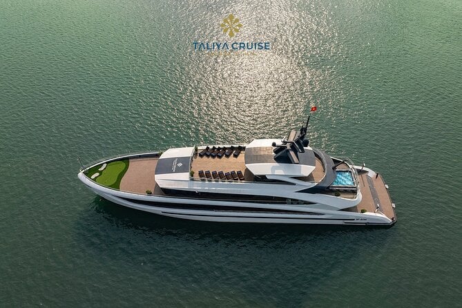 Taliya Day Cruise in Ha Long Bay
