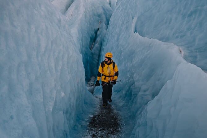 Vatnajökull Glacier Hiking Tours in Skaftafell
