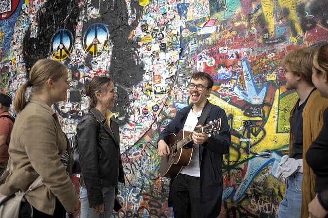 Explore Prague Castle: Expert Audio Guide & History Tour