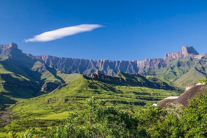 Drakensberg Mountains Hiking Tour