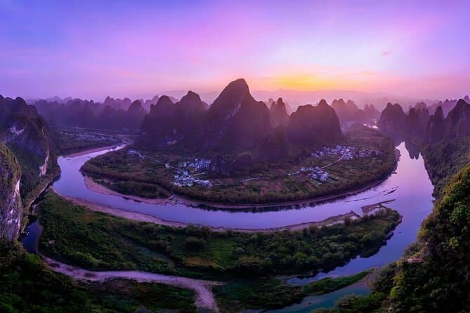 Unforgettable Li River Cruise: Guilin's Scenic Wonders