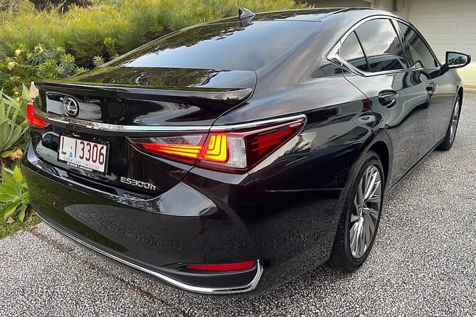 Premium Transfers: Sunshine Coast Airport to Noosa