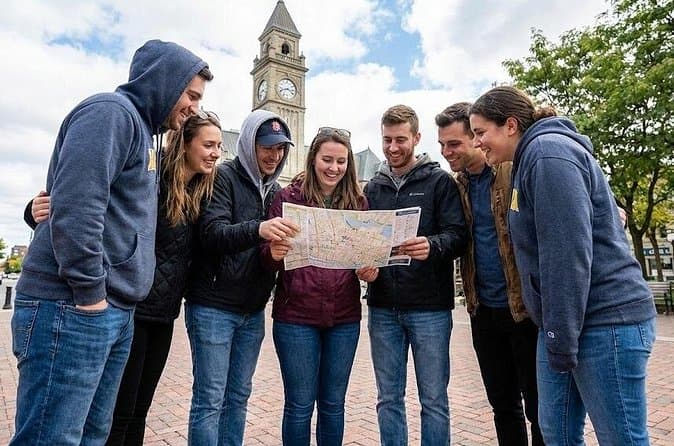 Interactive Toronto Scavenger Hunt Tours