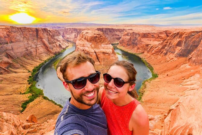 Best Antelope Canyon & Horseshoe Bend Tours from Las Vegas