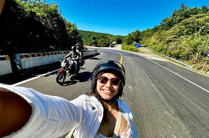 Hai Van Pass Motorbike Tour - Da Nang