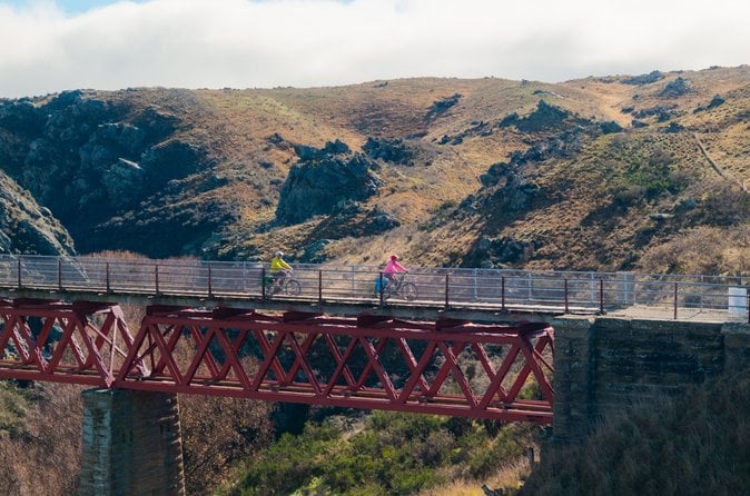 Otago Central Rail Trail: Queenstown Escape