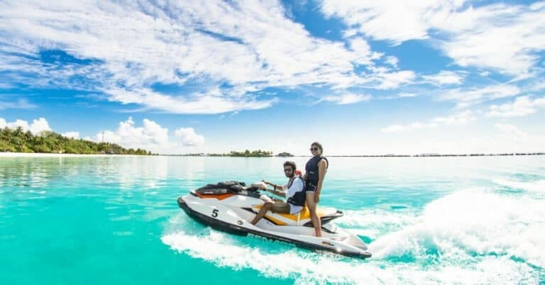 Best Water Activities in Key West, from Jet skiing to Parasailing