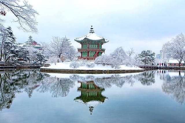 Hyangwonjeong Gyeongbokgung Snow in Korea