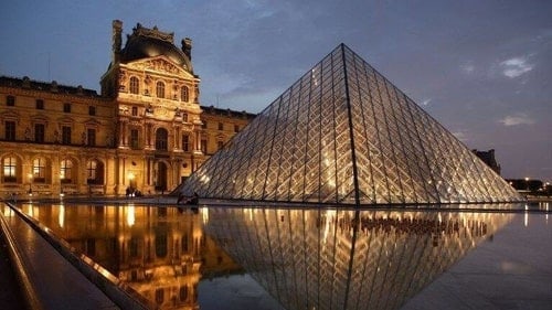 Louvre Museum - Things to do in Paris