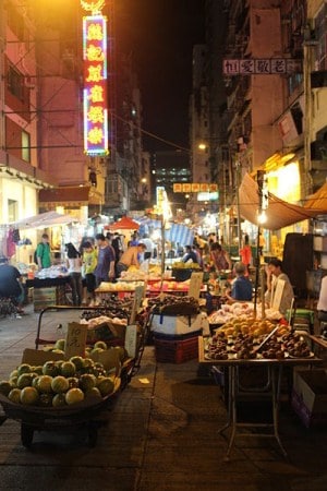 Hong_Kong_Temple_Street_night_market