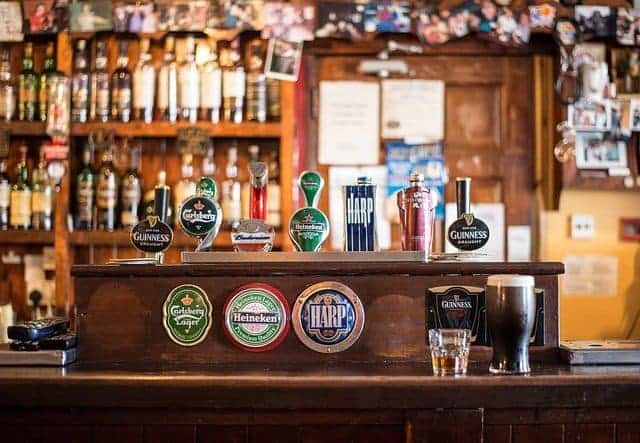 Irish pub tabs