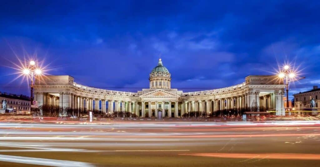 Things to do in Saint Petersburg Featured Image