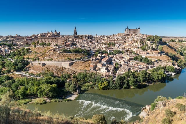 toledo is a city seventy-five kilometers south from madrid, spain