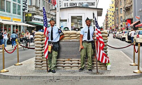 checkpoint charlie things to do in berlin