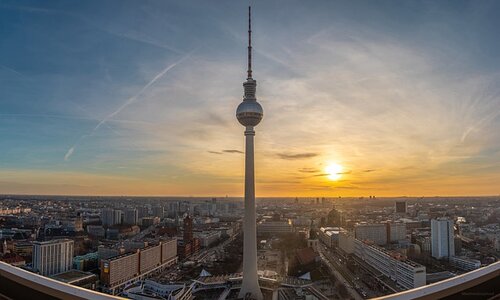 Tv tower top things to do in berlin