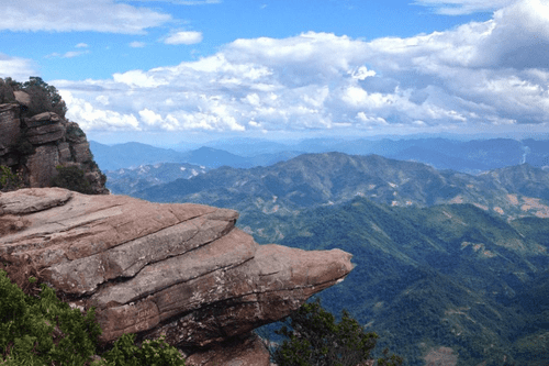 The famous turtle-shaped rock on the top of Pha Luong peak