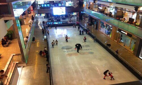 Ice Skating rink in Central World shopping mall 