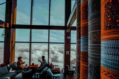 Du Soleil Cafe - the cafe on the cloud