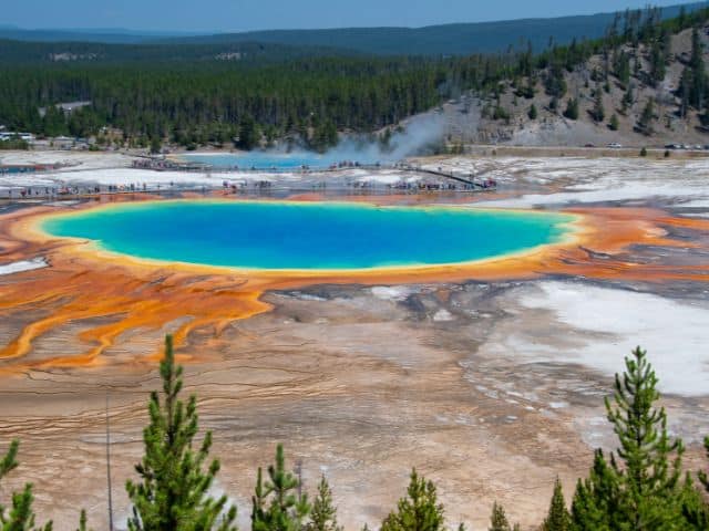The beautiful sights of Grand Prismatic Springs