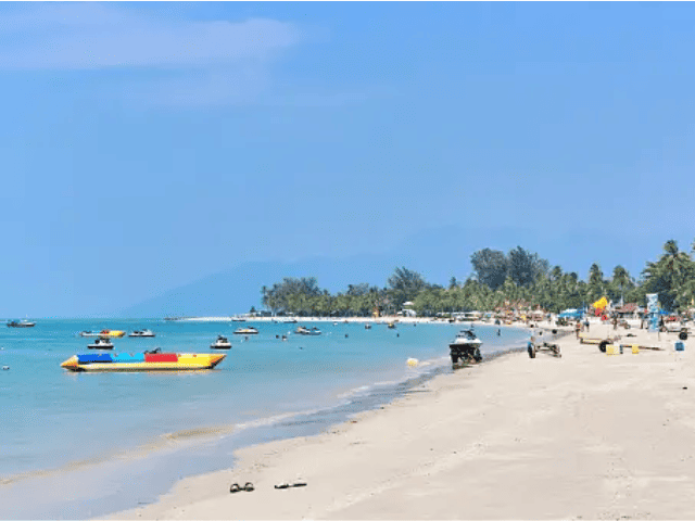 Pantai Cenang beach in langkawi