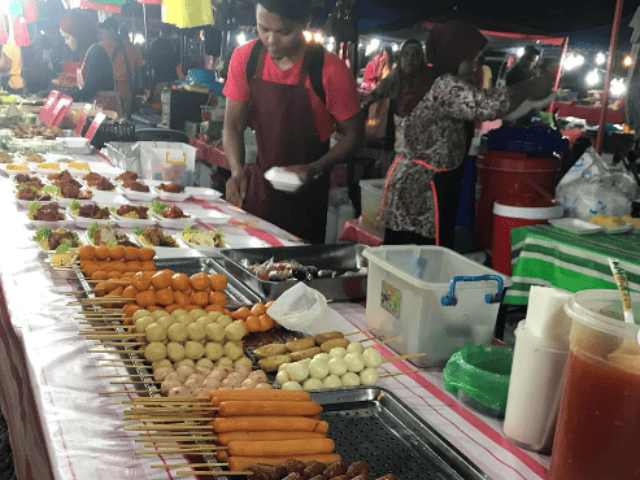 the food paradise - Temonyong Night Market - Thursday