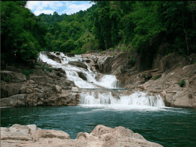 Yang Bay waterfalls