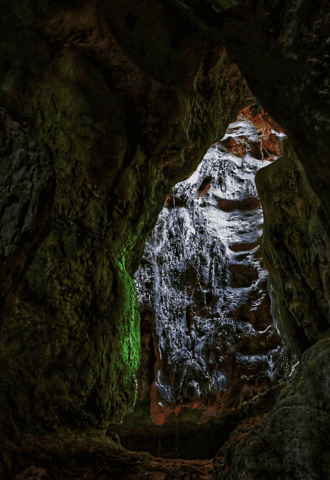 Mirror Stone Cave