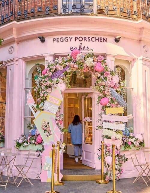 A picture outside of Peggy Porschen cafe in London.