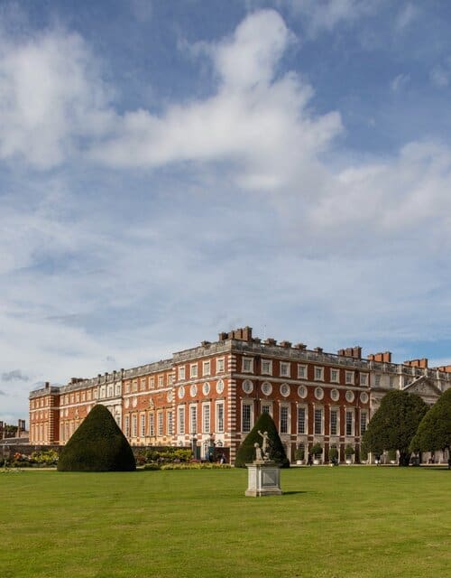 A picture outside of Hampton Court Palace in London.