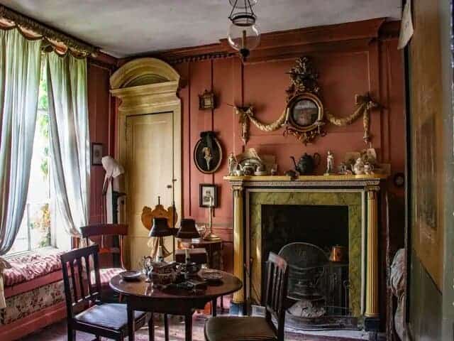 A picture inside of Dennis Severs’ House in London.