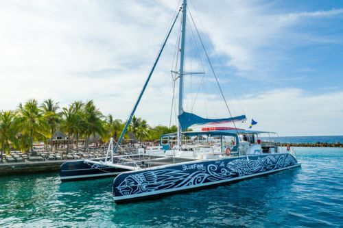 Bluefinn Catamaran, things to do in curacao